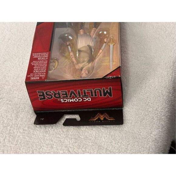 DC Comics Multiverse Wonder Woman Diana of Themyscira Figure 6" - Picture 4 of 6